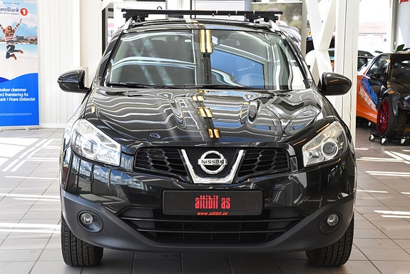 Nissan Qashqai+2 3 of 5