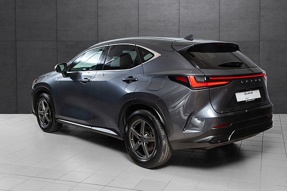 Lexus NX450h 2 of 20