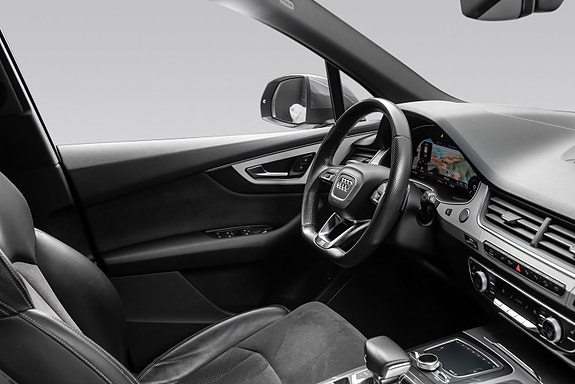 Audi Q7 20 of 30
