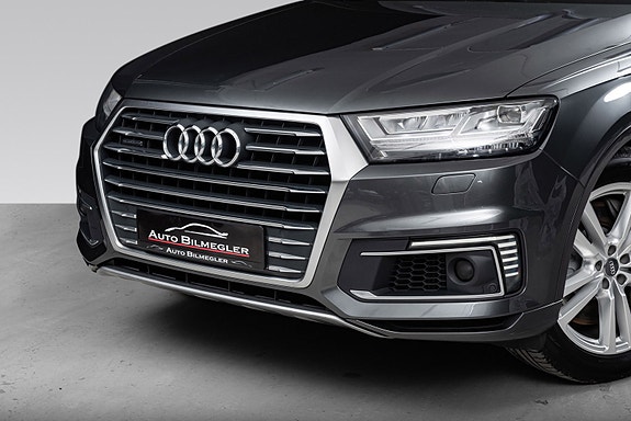 Audi Q7 7 of 30