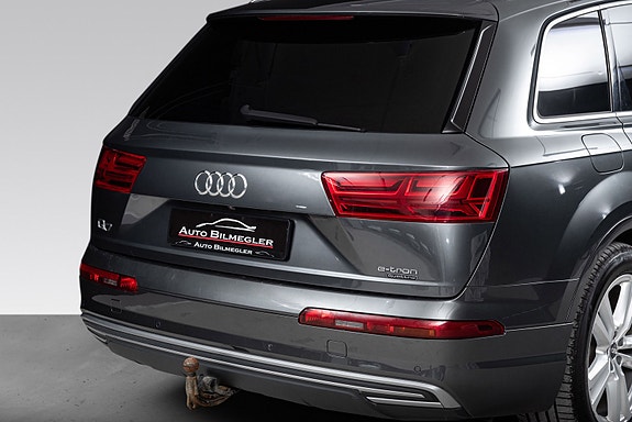 Audi Q7 9 of 30