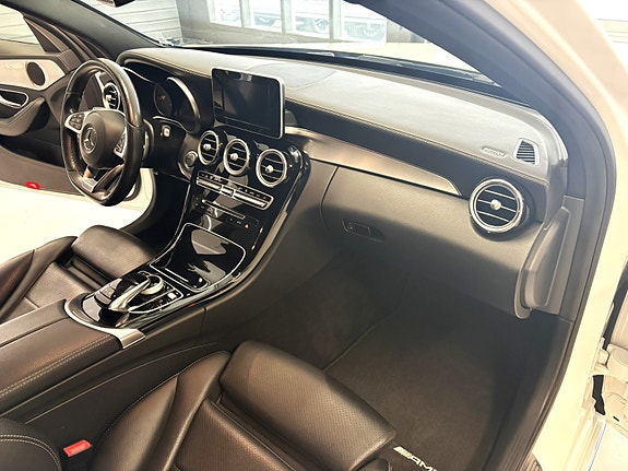 Mercedes-Benz C-Klasse 21 of 27