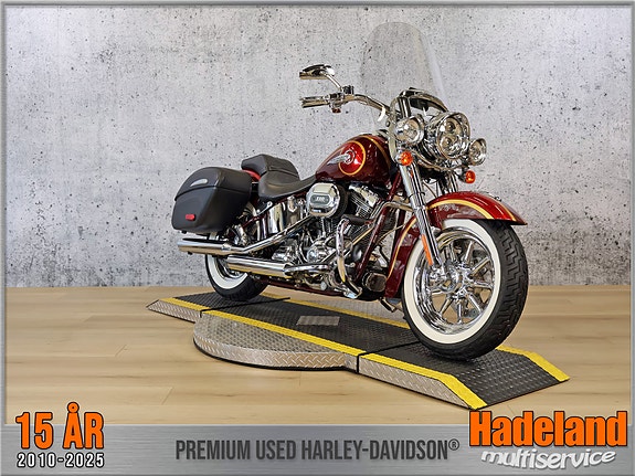 Harley-Davidson FLSTNSE / CVO Deluxe 3 of 5
