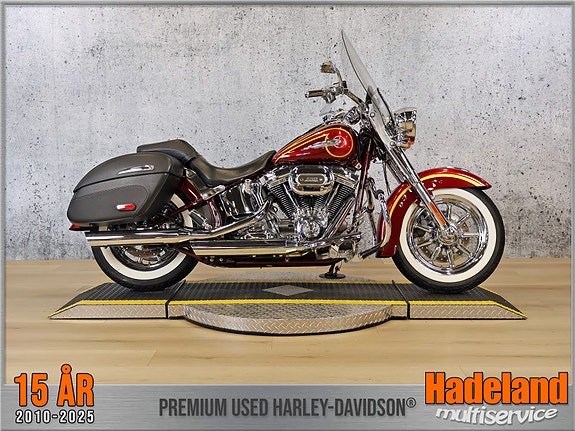 Harley-Davidson FLSTNSE / CVO Deluxe 2 of 5