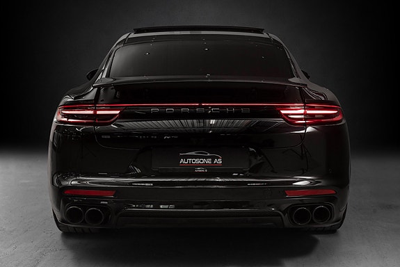Porsche Panamera 5 of 5