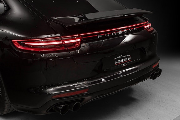 Porsche Panamera 6 of 30