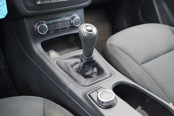 Mercedes-Benz B-Klasse 27 of 30
