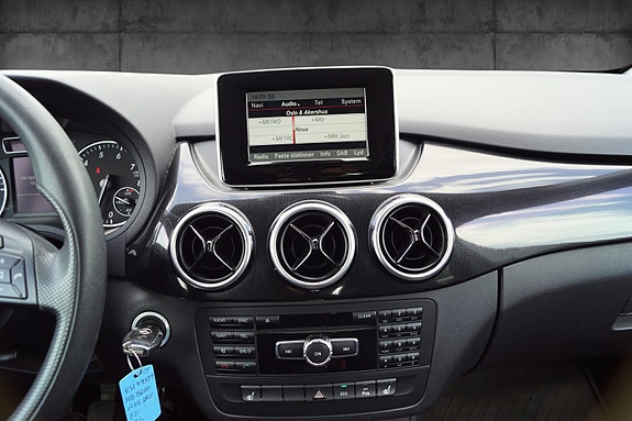 Mercedes-Benz B-Klasse 30 of 30