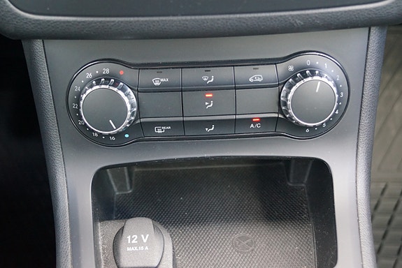 Mercedes-Benz B-Klasse 28 of 30