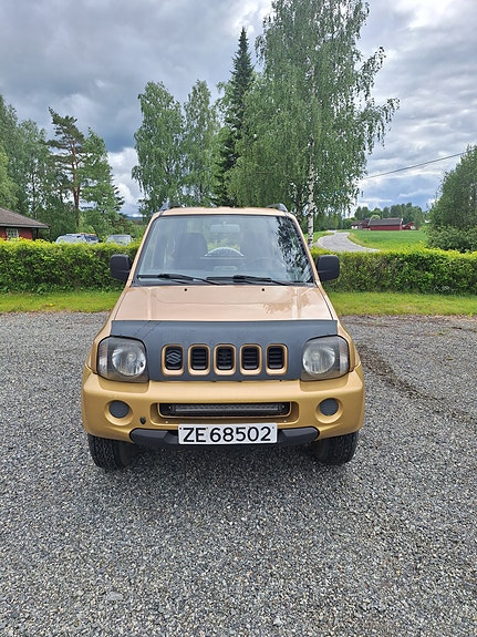 Suzuki Jimny 2 of 22