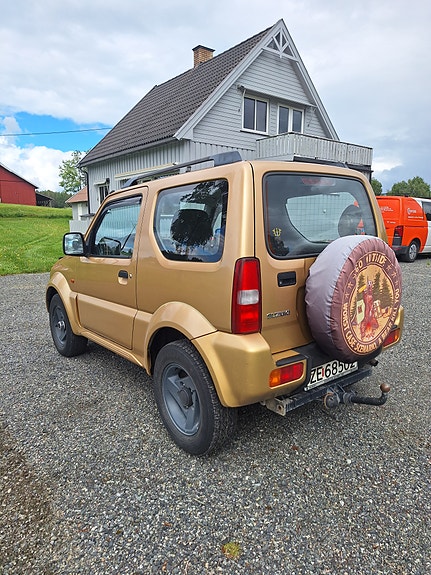 Suzuki Jimny 8 of 22