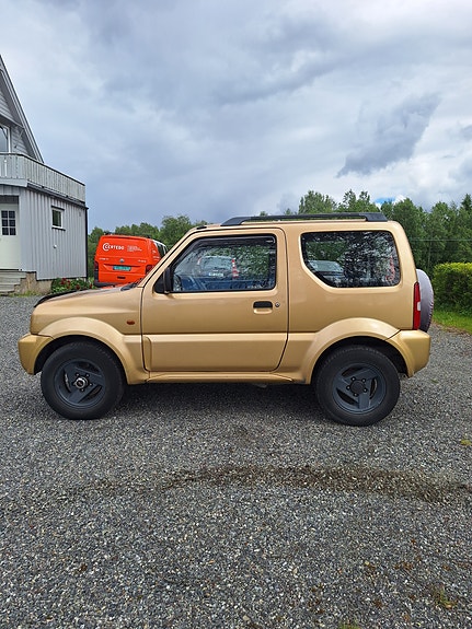 Suzuki Jimny 5 of 22