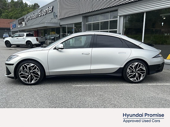 Hyundai Ioniq 6 4 of 5