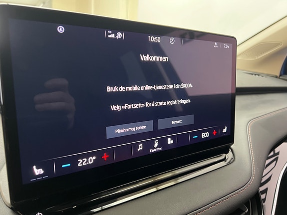 Skoda Enyaq 9 of 30