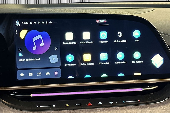 Utstyrt med Apple Carplay og Android Auto