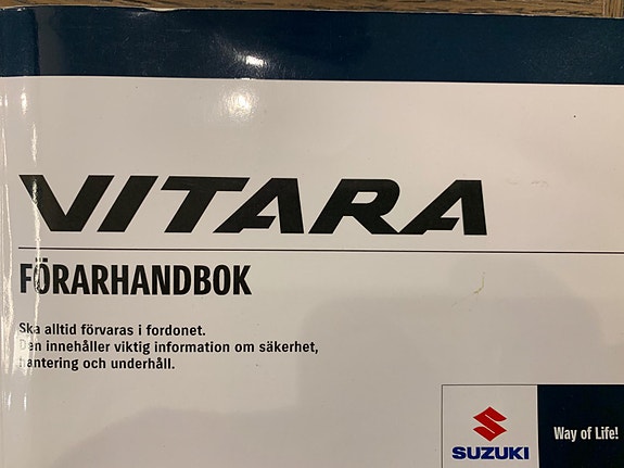 Suzuki Vitara 30 of 30