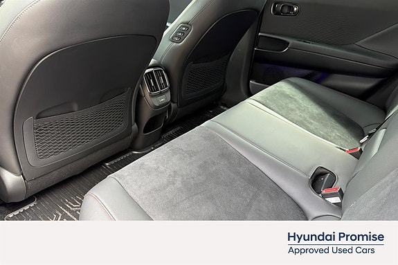 Hyundai Ioniq 6 14 of 28