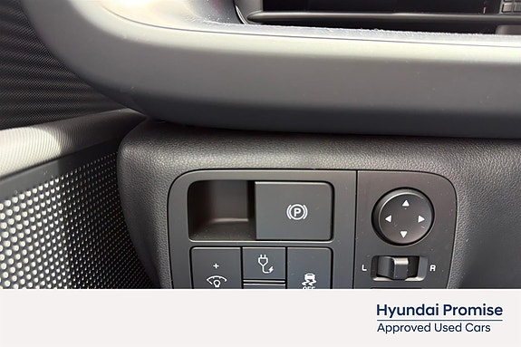Hyundai Ioniq 6 20 of 28
