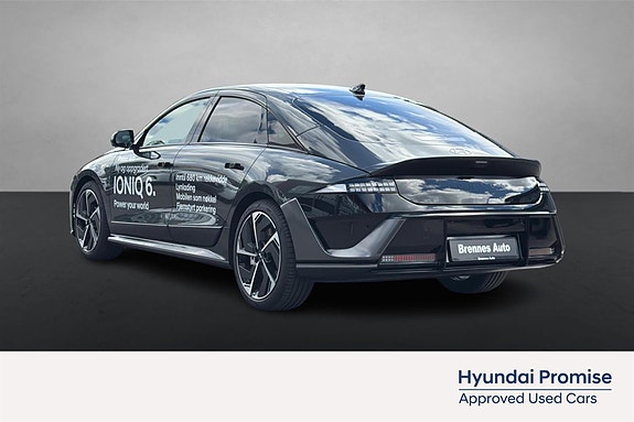 Hyundai Ioniq 6 5 of 5