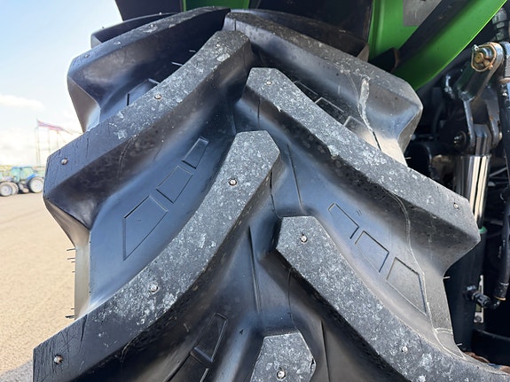 Deutz Fahr Agrotron K410 28 of 30