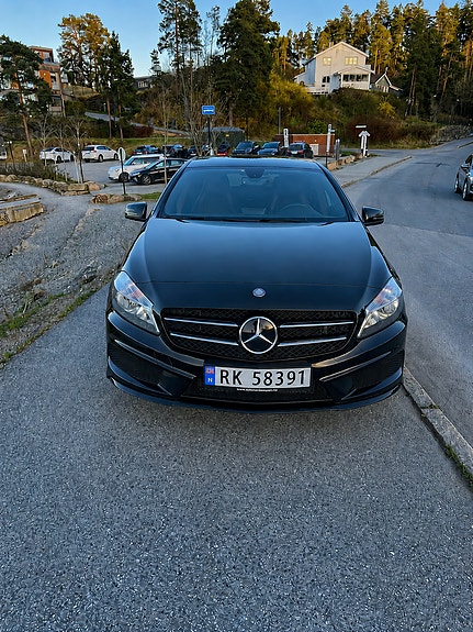 Mercedes-Benz A180 6 of 18