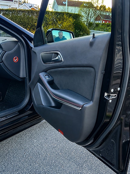 Mercedes-Benz A180 15 of 18