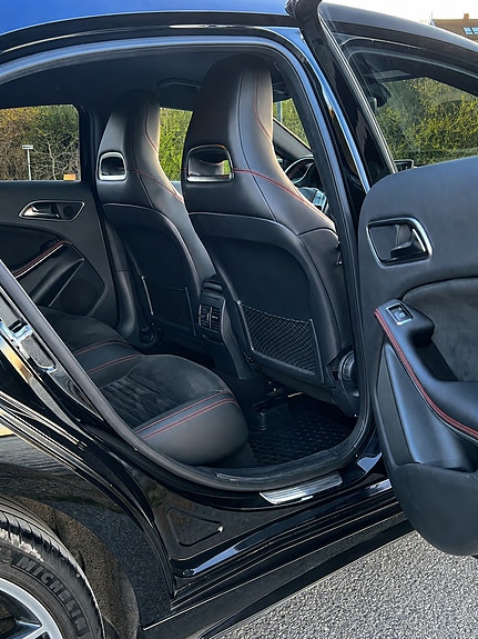 Mercedes-Benz A180 16 of 18