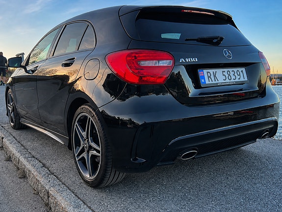 Mercedes-Benz A180 9 of 18