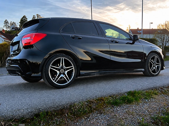 Mercedes-Benz A180 7 of 18