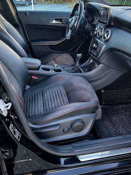 Mercedes-Benz A180 14 of 18