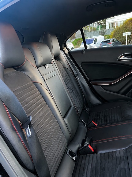 Mercedes-Benz A180 18 of 18