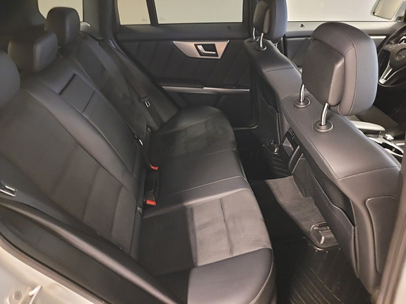 Mercedes-Benz GLK220 20 of 30