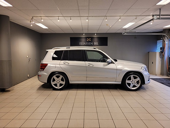 Mercedes-Benz GLK 4 of 5