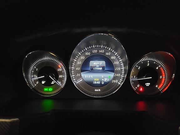 Mercedes-Benz GLK220 29 of 30