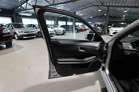 Mercedes-Benz E220 d 8 of 26