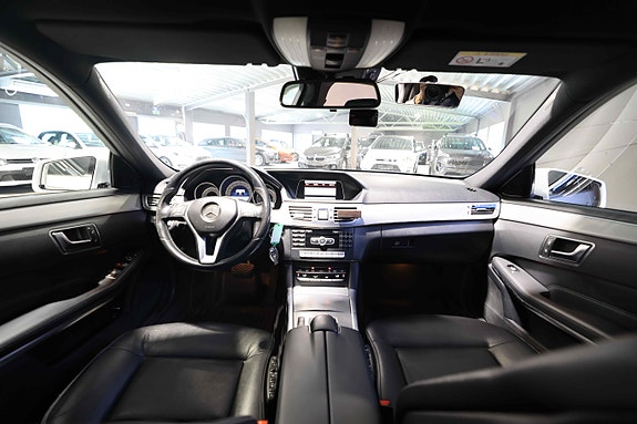 Mercedes-Benz E220 d 21 of 26