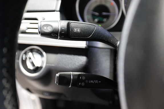 Mercedes-Benz E220 d 10 of 26