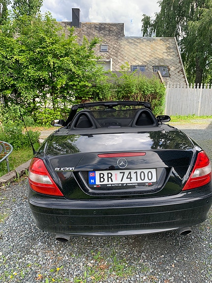 Mercedes-Benz SLK200 5 of 10