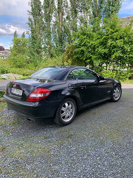 Mercedes-Benz SLK200 9 of 10