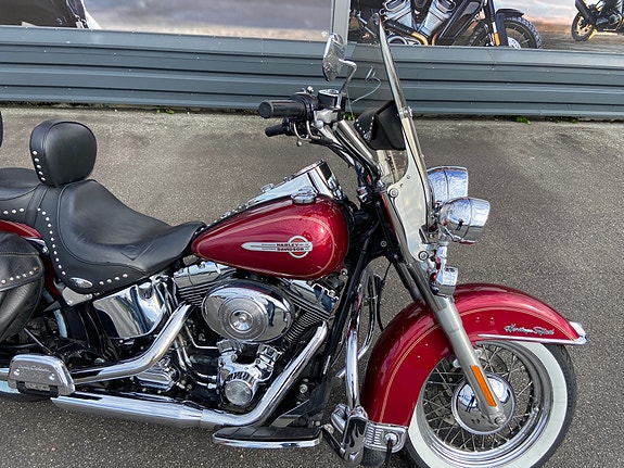 Harley-Davidson SOFTAIL HERITAGE CLASSIC 4 of 7