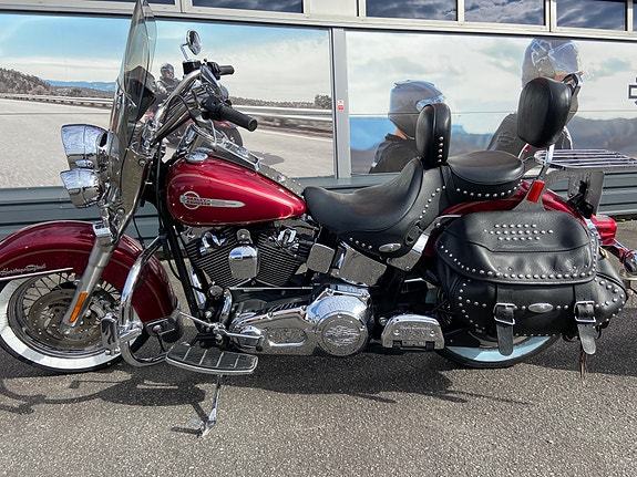 Harley-Davidson SOFTAIL HERITAGE CLASSIC 2 of 7