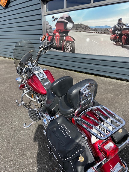 Harley-Davidson SOFTAIL HERITAGE CLASSIC 6 of 7
