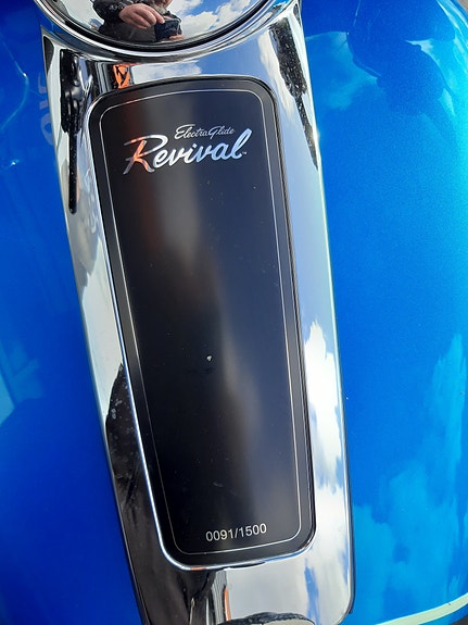 Harley-Davidson FLH Revival 3 of 13