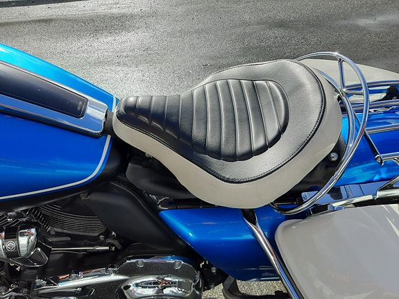 Harley-Davidson FLH Revival 12 of 13