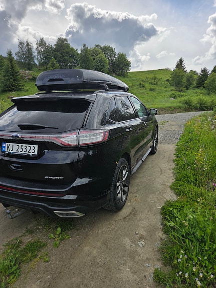 Ford Edge 4 of 5