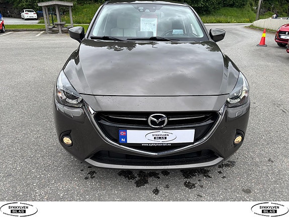 Mazda 2 2 of 5