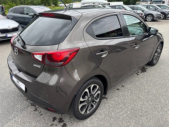 Mazda 2 5 of 5
