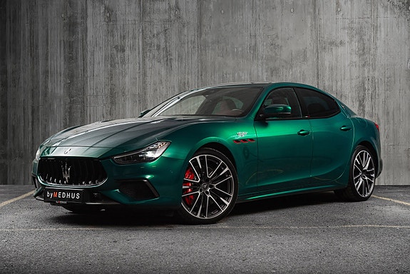 Maserati Ghibli 3 of 5