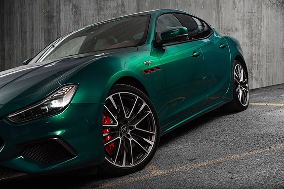Maserati Ghibli 8 of 30