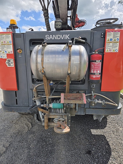 Sandvik Commando DC 300Ri 7 of 12
